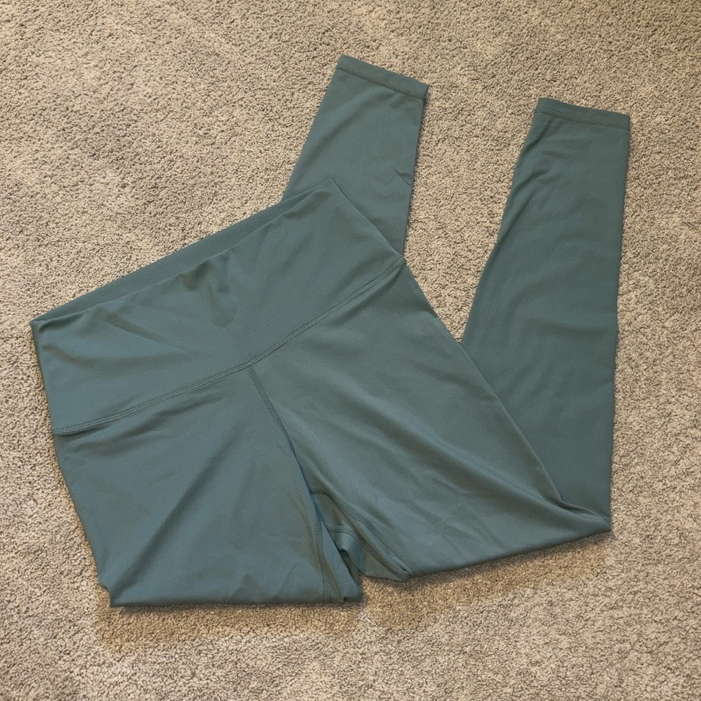 Record Setter Leggings - Slate Blue - Medium